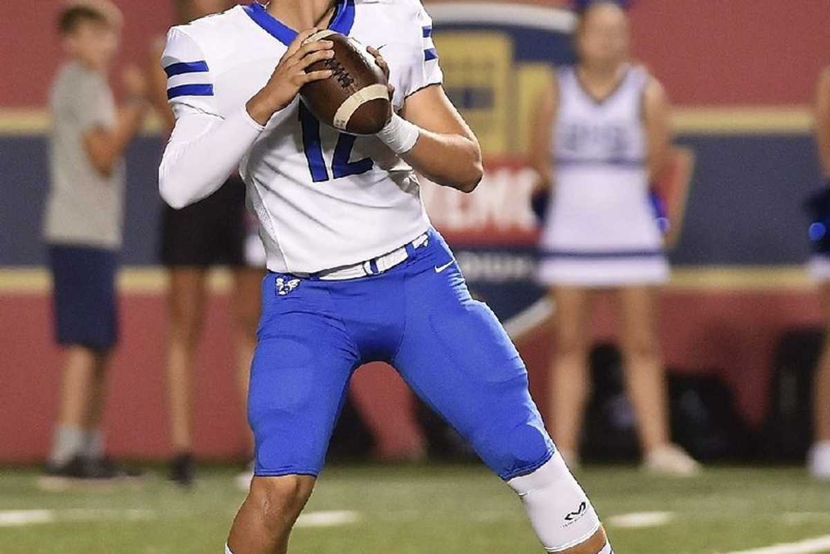 ARKANSAS HIGH SCHOOL FOOTBALL: Hornets up to task early on
