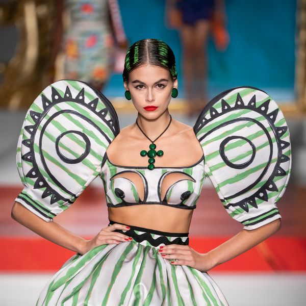 Picasso-Inspired Painted Hair at Moschino