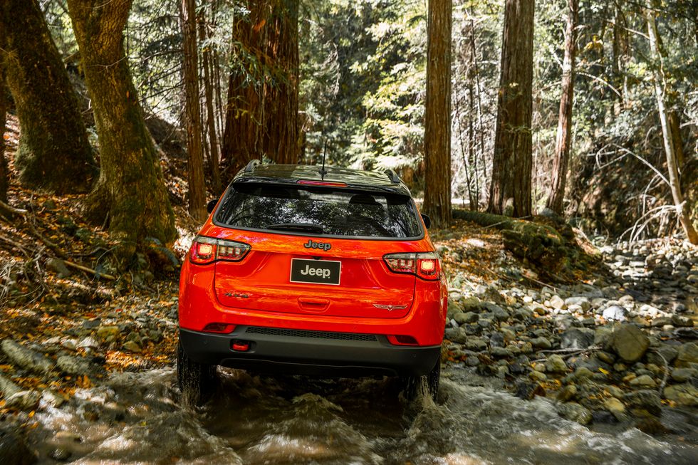 2020 Jeep Compass Trailhawk rear off road off-roading