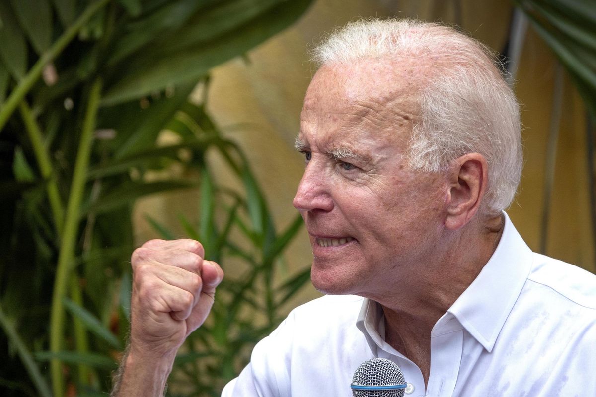 Dietro gli attacchi di Biden a Trump c'è sempre un po' di intelligence
