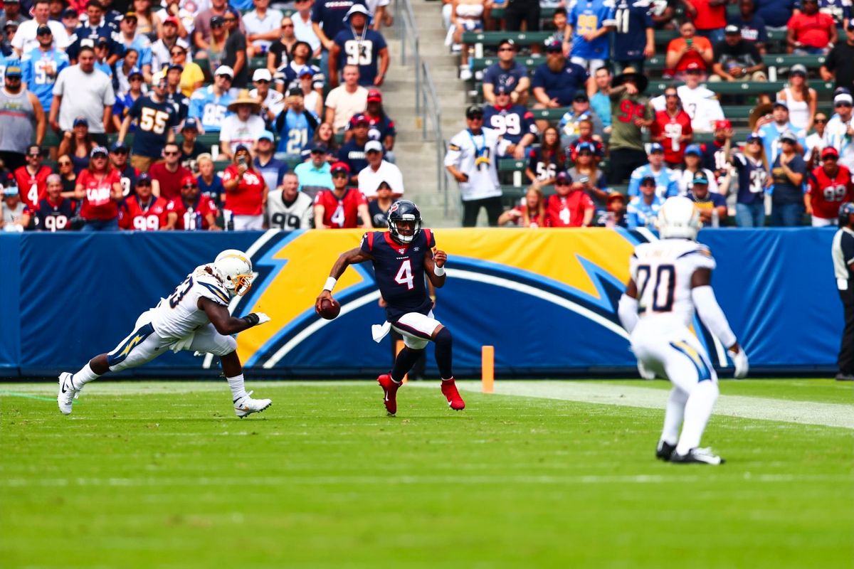 Texans get big win in Los Angeles, knocking off the Chargers 27-20