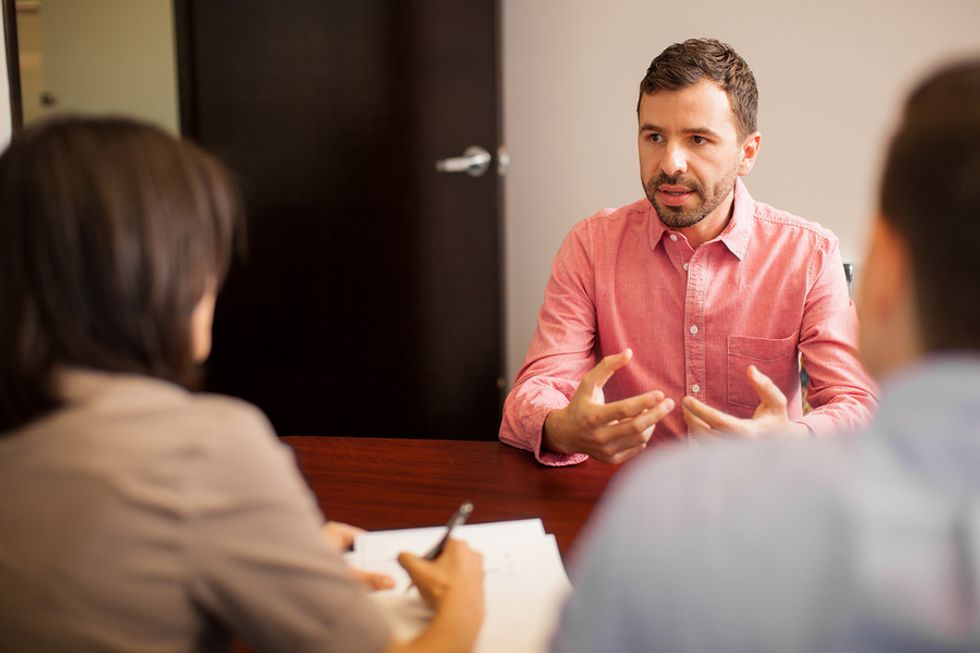 Interviewers seem bored and distracted during a job interview