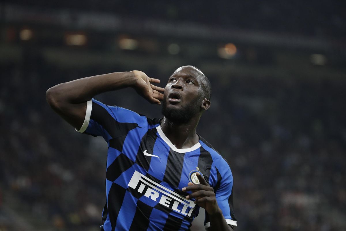 «Ti amo, mamma». Il derby di Lukaku ha fatto dimenticare il Circo Wanda