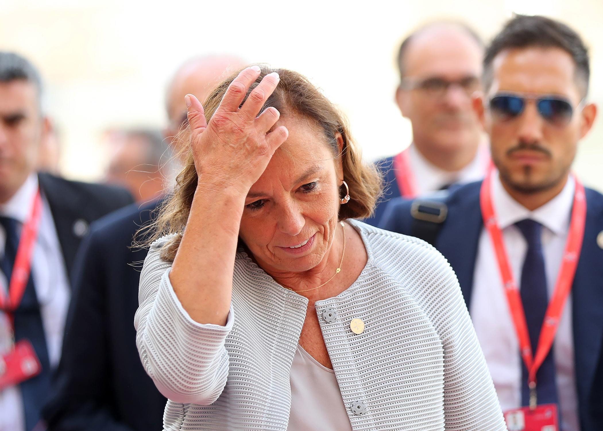 L’Ue rifila il pacco alla Lamorgese: la «rotazione volontaria dei porti»