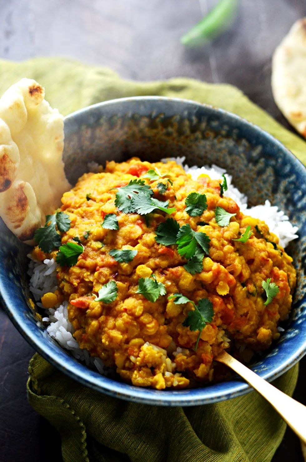 18 Vegetarian Slow Cooker Recipes For Your #MeatlessMonday - Brit + Co
