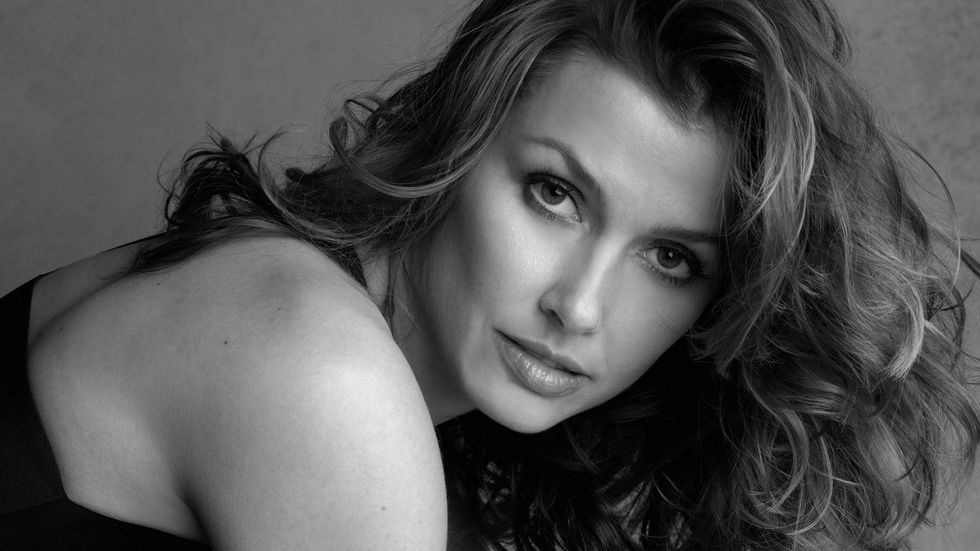 Bridget Moynahan close up