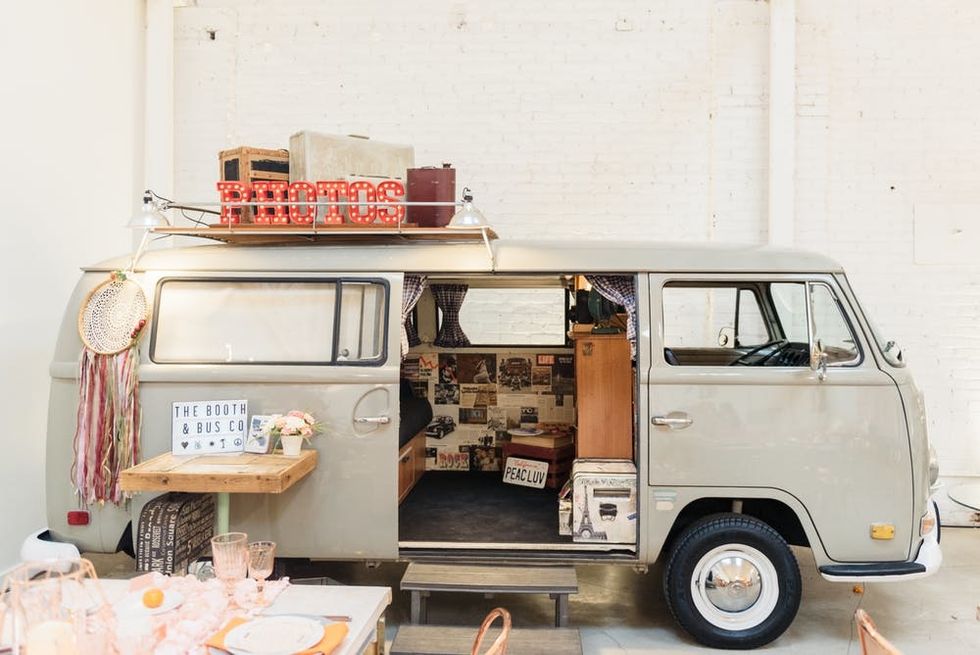 8 Amazing Trailers You Can Rent For Your Wedding Brit Co