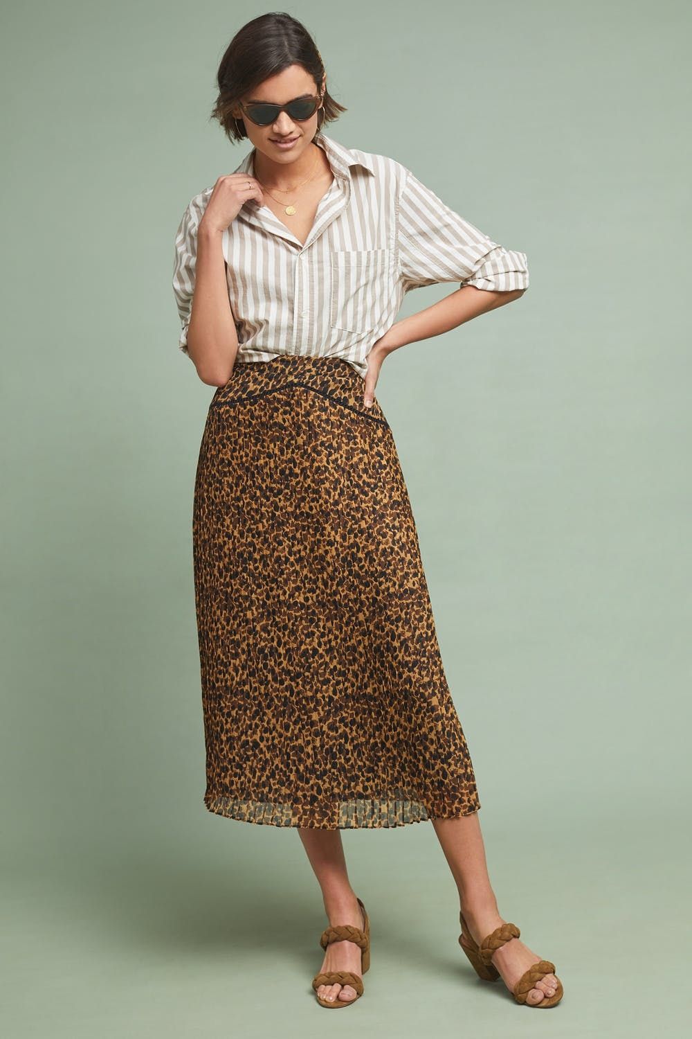 tops to go with leopard print skirt