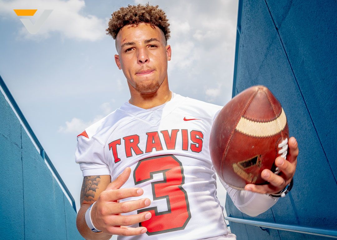 SUN & SKI SPORTS POLL: VYPE Houston Week 6 Football Player of the Week