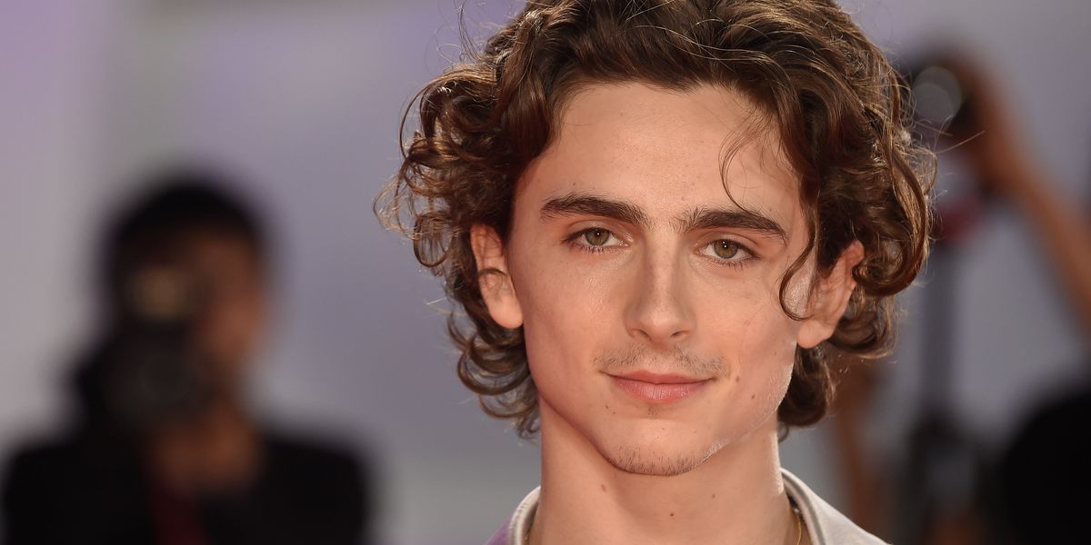 Timothée Chalamet Is Obsessed With Wearing Gold Chains