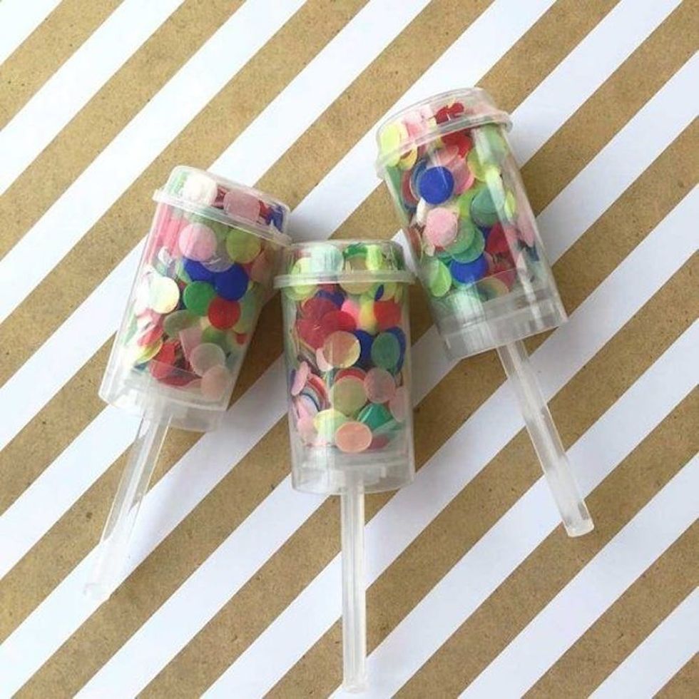 rainbow confetti poppers