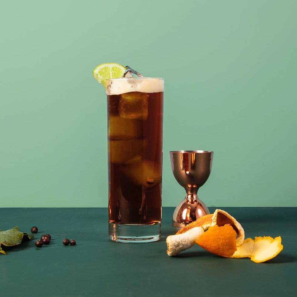 Feel Fomo No More Starbucks New Rose Honey Latte Is Available In The States Y All Brit Co