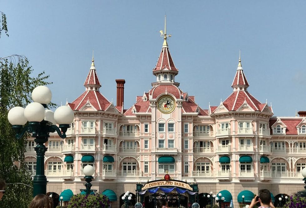 25 Magical Reasons To Visit Disneyland Paris Brit Co