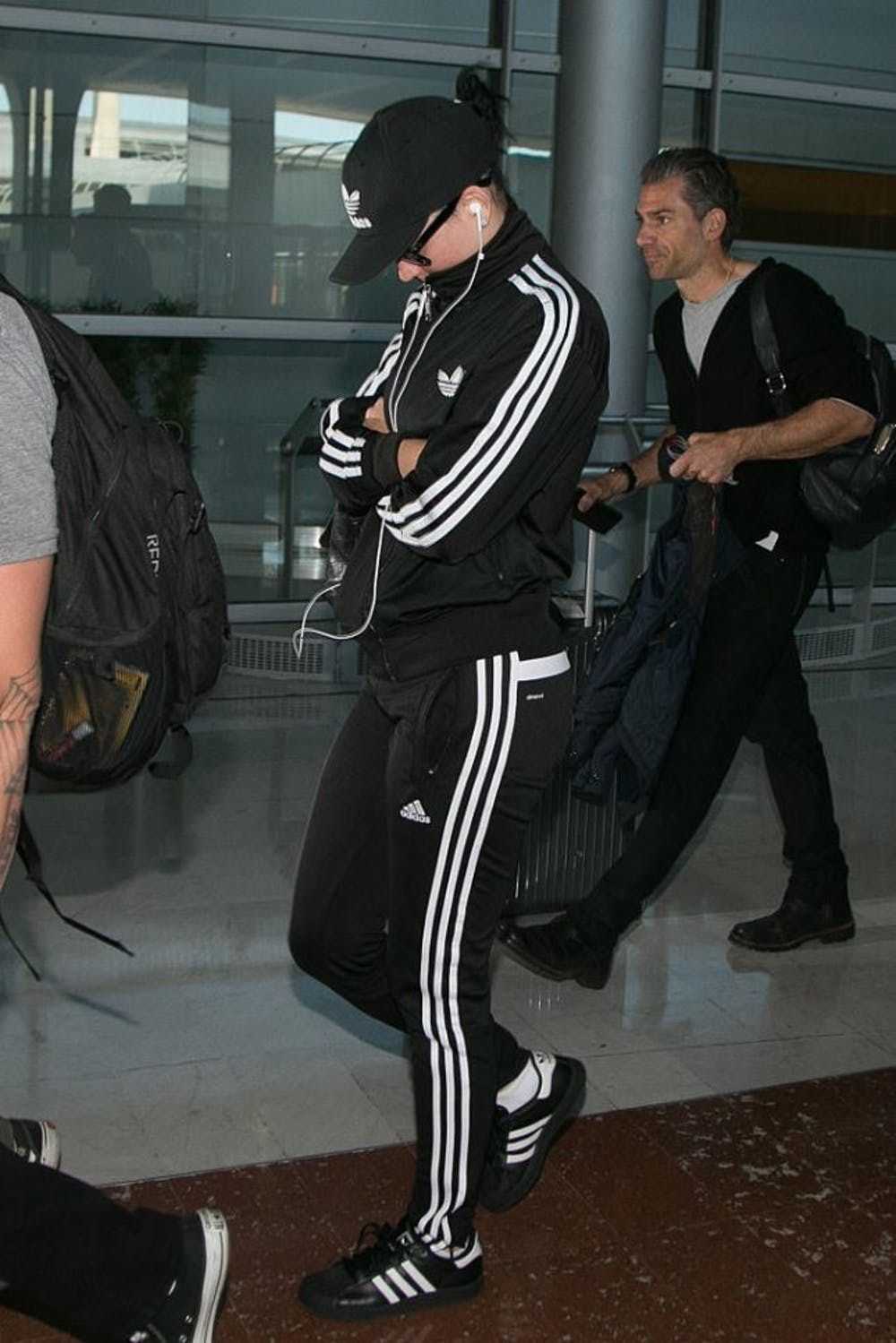 adidas tracksuit outfit