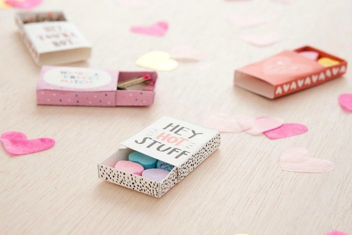 40 Sweet Diy Valentine S Gifts For All Your Loves Brit Co
