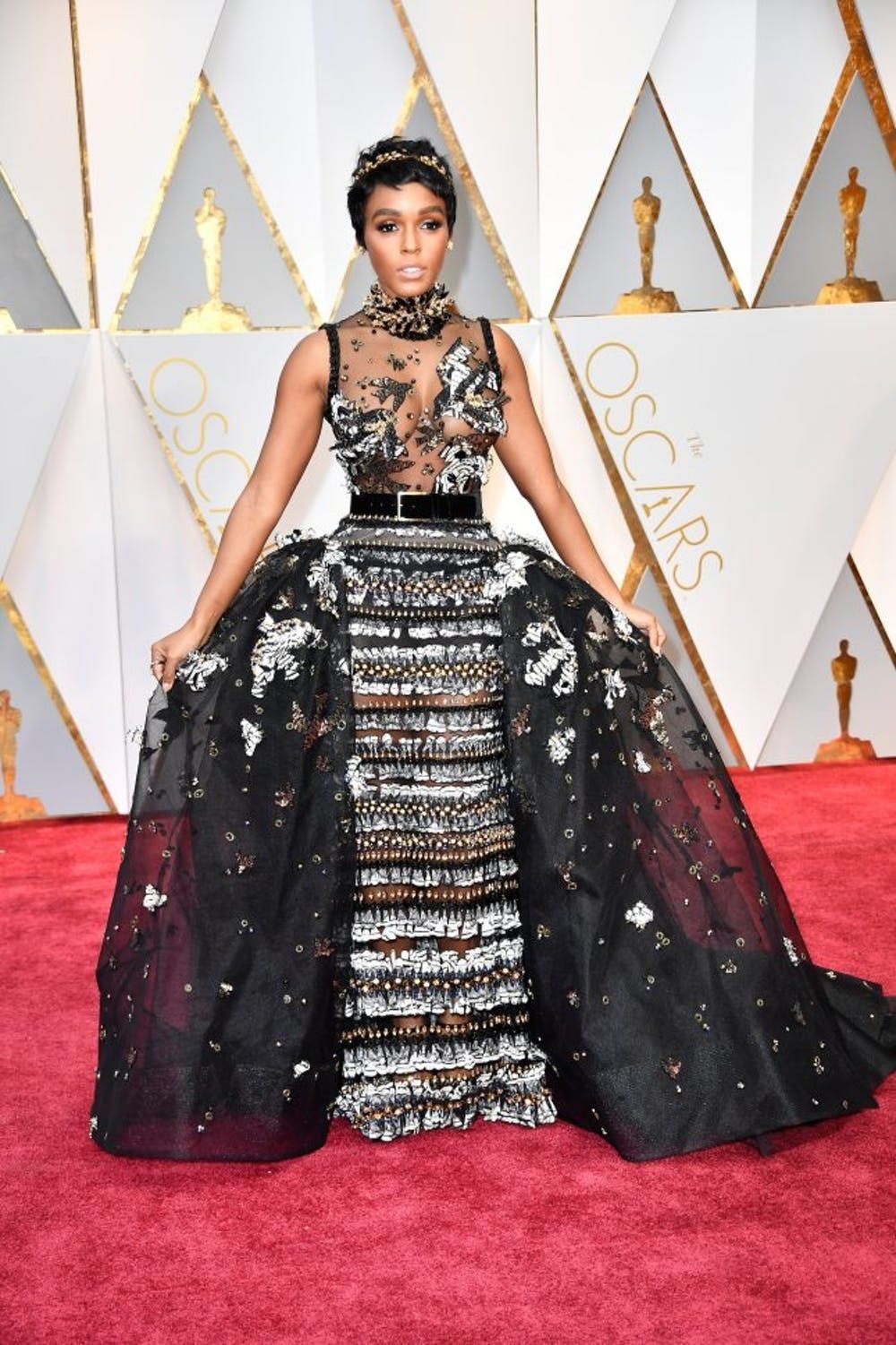 halle berry 2002 academy award dress