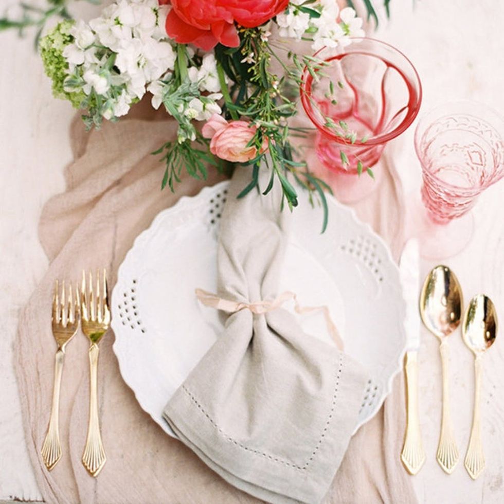 10 Dusty Rose Wedding Decor Ideas for Your Romantic Wedding - Brit + Co