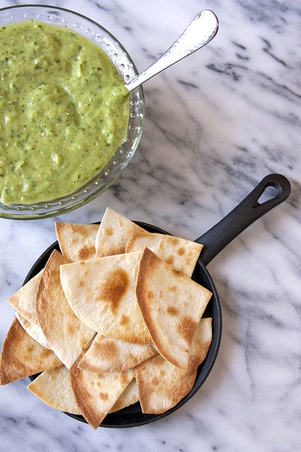 homemade-salsa-verde-chips