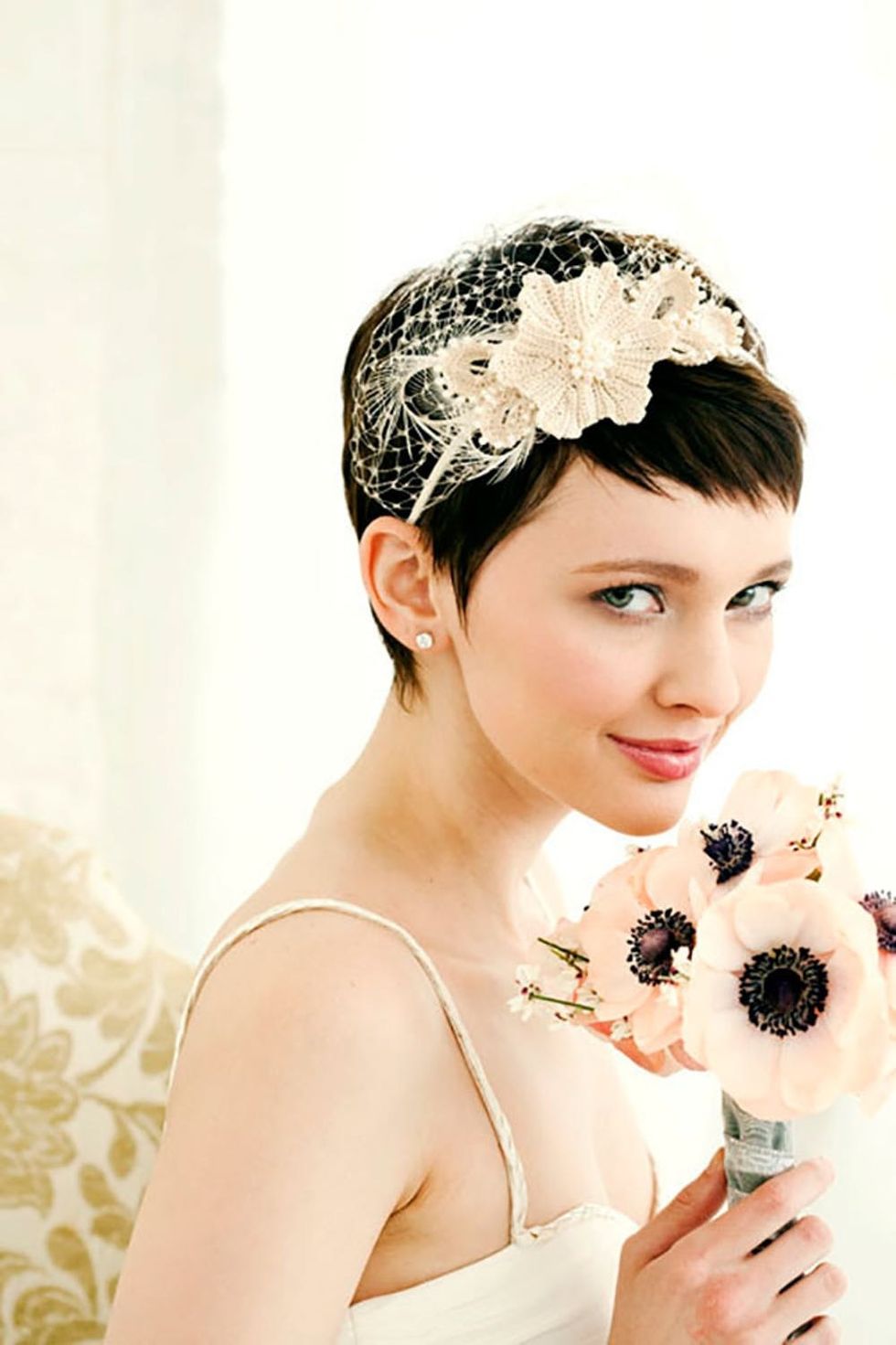 25 Wedding Hairstyles For Short Hair Brit Co