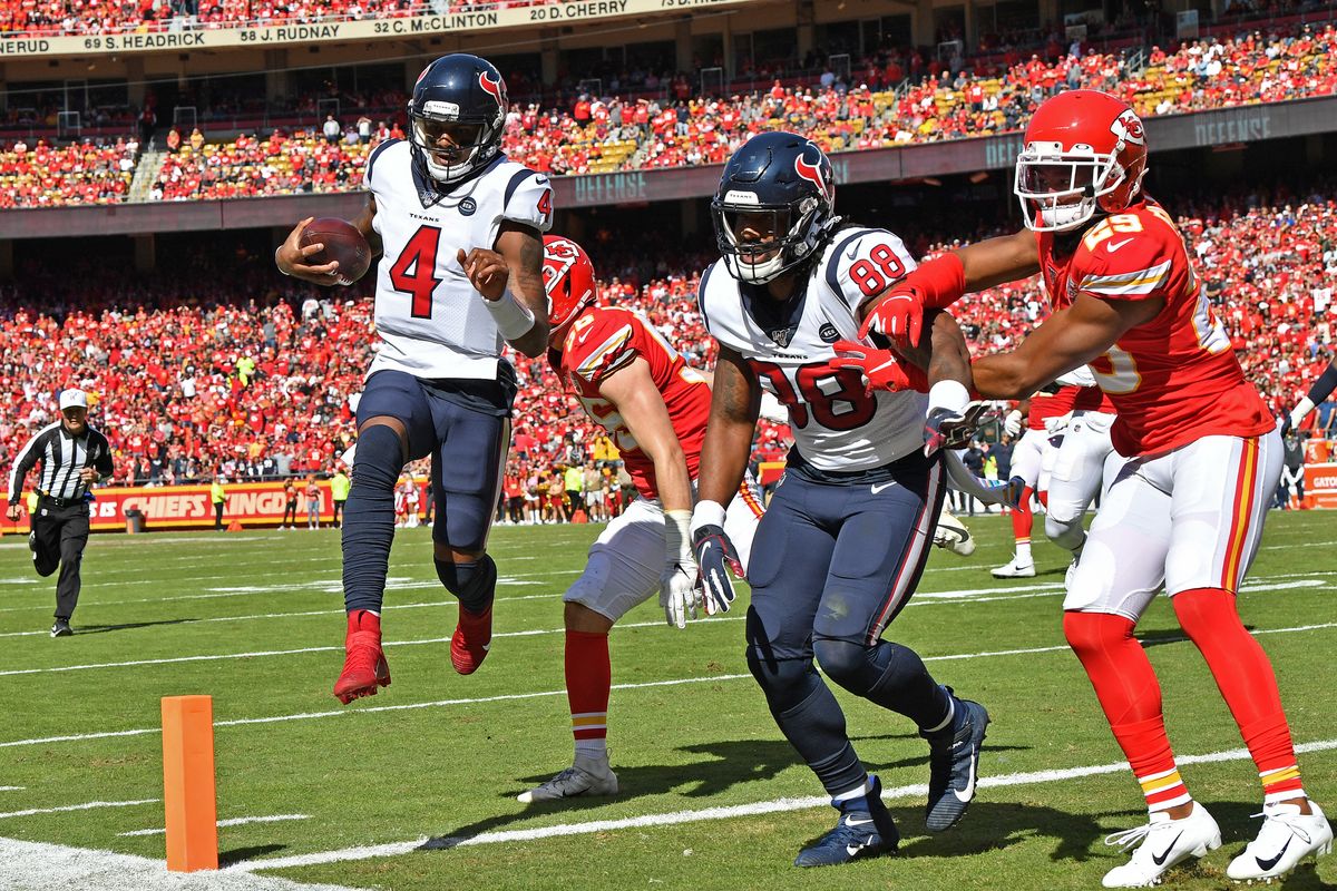 Watson, gutsy Texans get big win over Mahomes, Chiefs in Kansas City