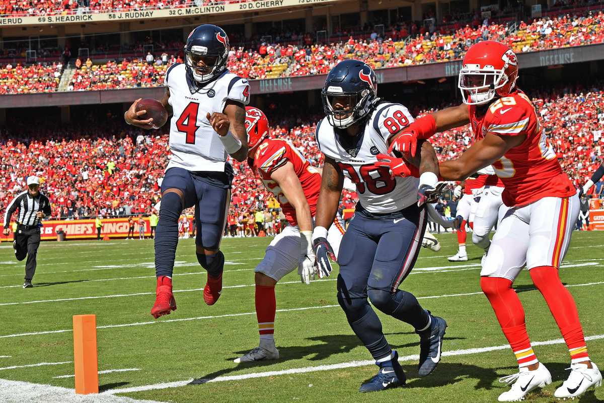 Watson, gutsy Texans get big win over Mahomes, Chiefs in Kansas City