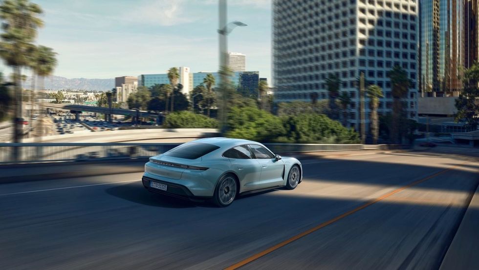 Porsche Taycan 4S
