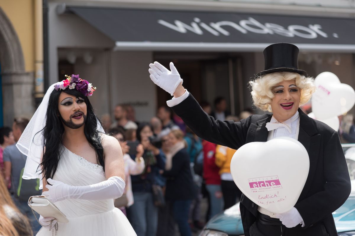 Via libera al matrimonio transgender