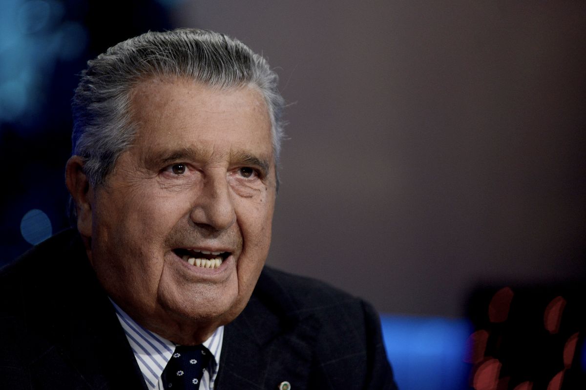 La guerra dei De Benedetti rischia di finire in procura