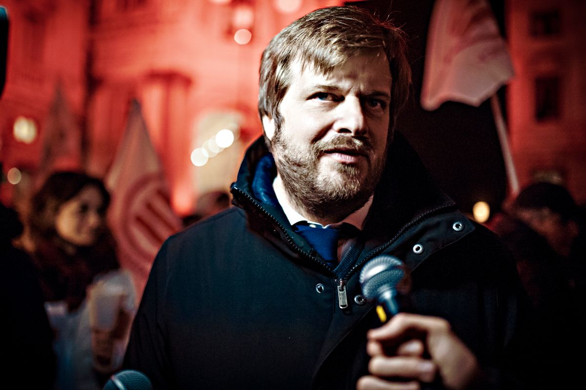 Tutti gridano che Bibbiano è un bluff. Ma in Piemonte riesaminano gli affidi