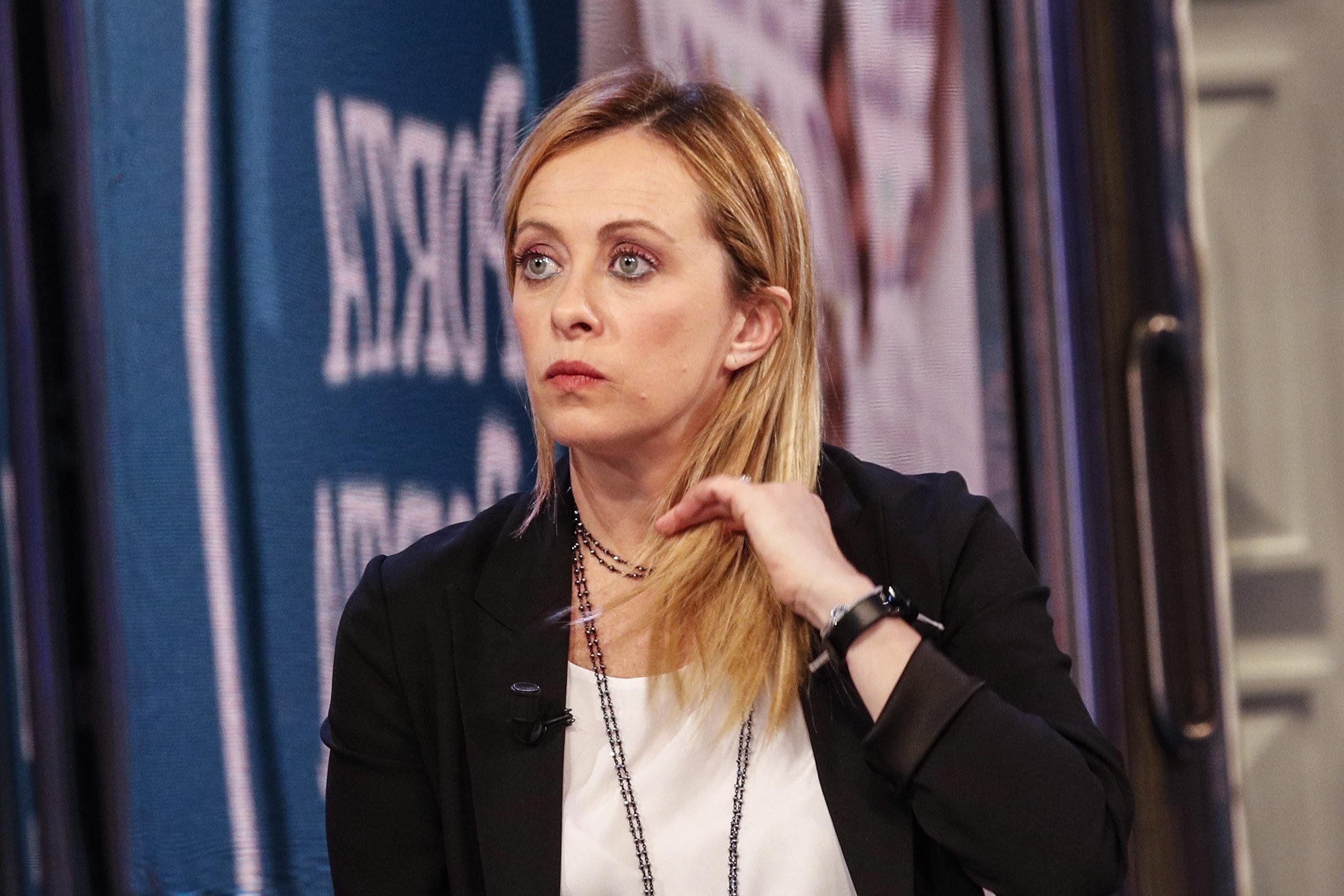 Nel centrodestra mutante la Meloni esige contare di più