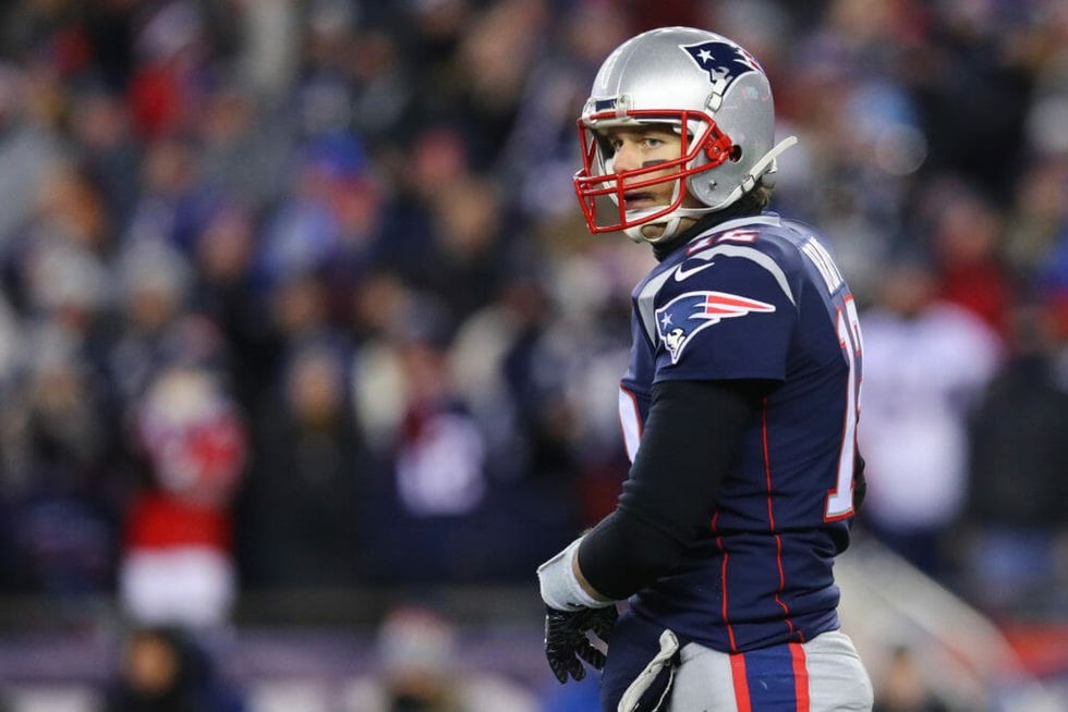 Tom Brady Injury: Does Patriots Quarterback Have A Broken Hand?