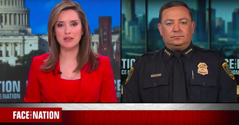 Houston Police Chief Explains How to Respond to Politicians Who Only Offer Prayers After Mass Shootings