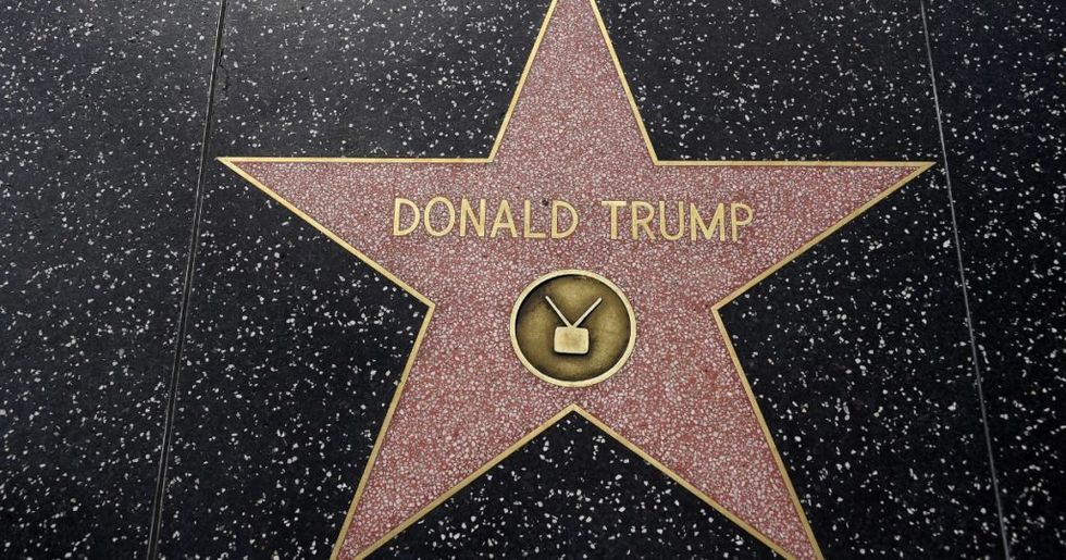 An Artist Just Turned Donald Trump's Hollywood Star Into a Political Statement, and People Are Loving It