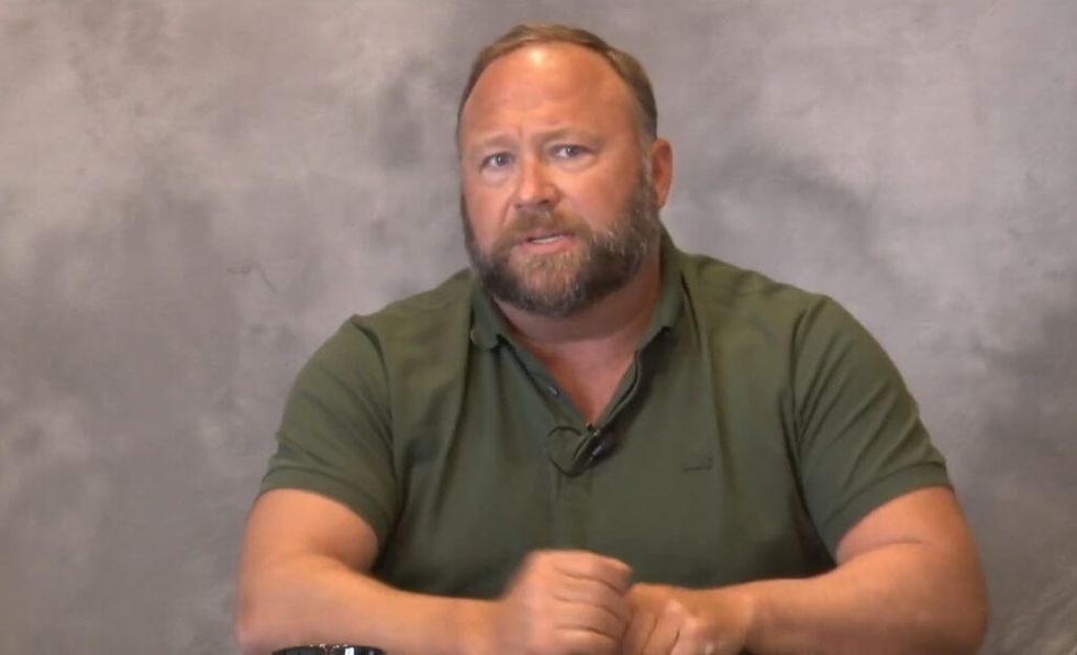 Alex Jones Just Claimed That 'Psychosis' Led Him to be a Sandy Hook Truther and People Aren't Buying It