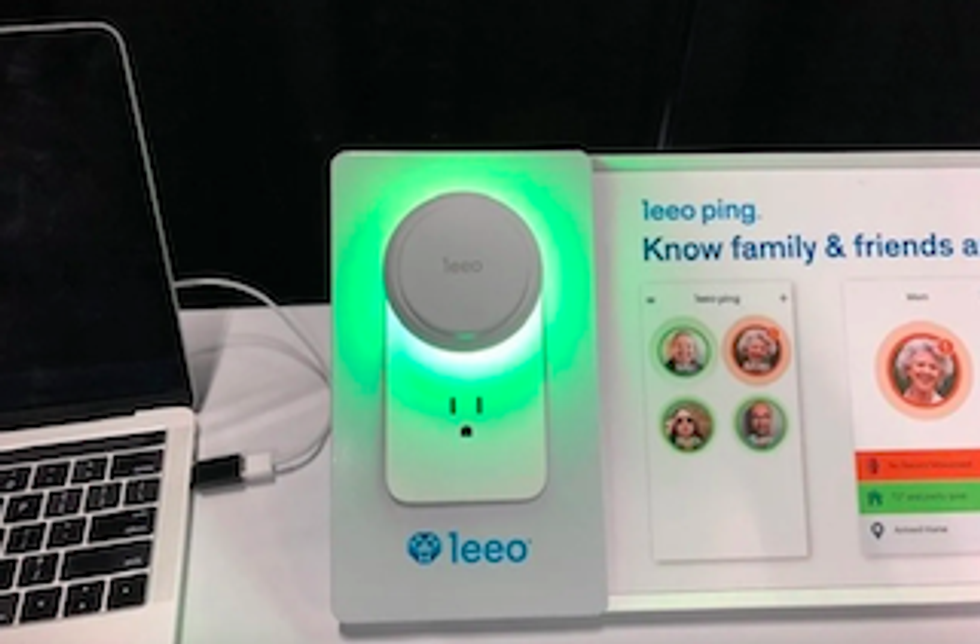 A Leeo Smart Alert in a display advertising for the Leeo Ping service