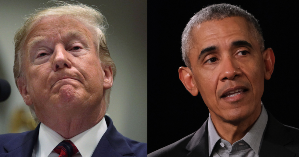 Obama's Former Photographer Trolls Trump's 'No Quid Pro Quo' Notes With 'Almost Identical' Photo of Obama's Handwritten Notes