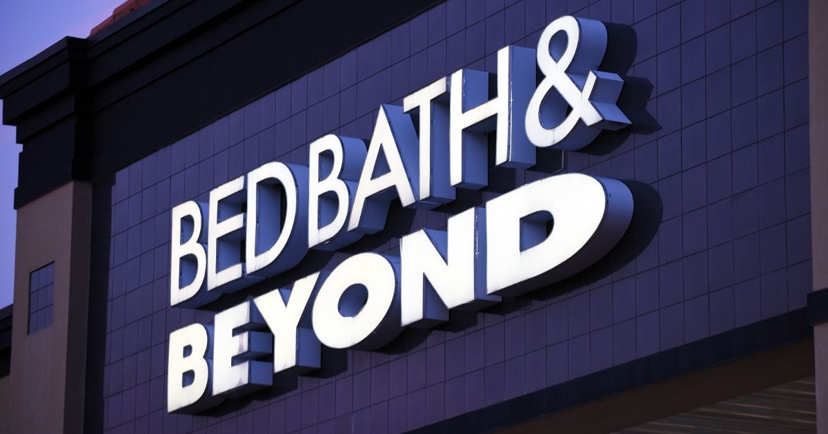 Bed, Bath & Beyond Stops Sale Of Black Jack-O-Lanterns After Complaints Of 'Blackface'
