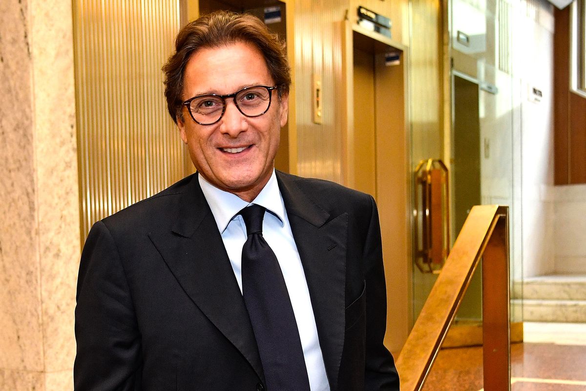 Carige stretta tra il Vaticano, la Cei e la partita giocata dal finanziere