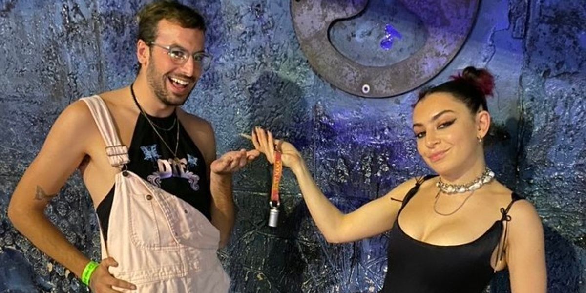 Why That Charli Fan Made Her Pose With His Mom's Ashes