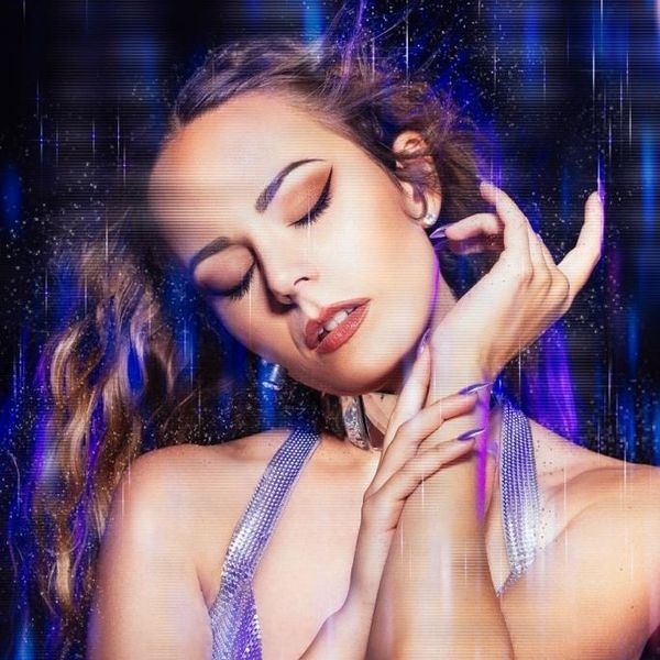 Hannah Diamond Embodies Digital Isolation on 'Invisible'