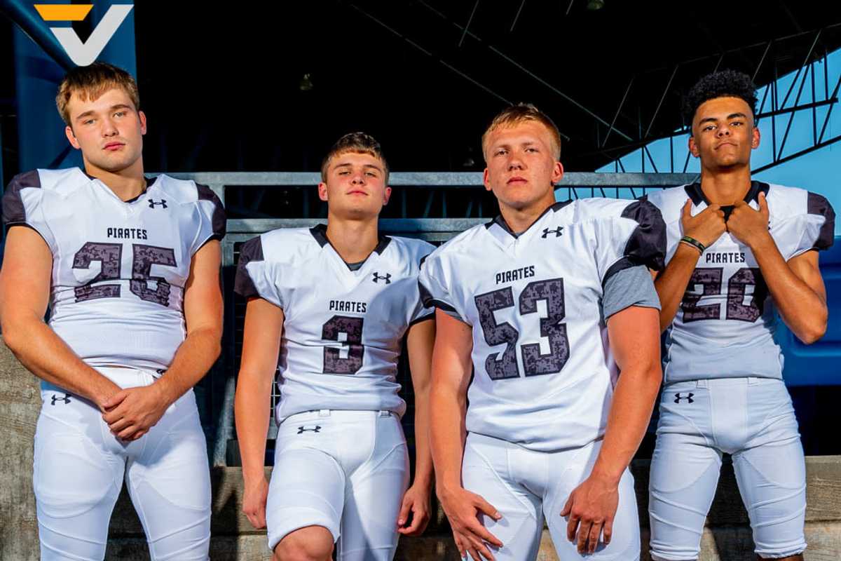 Vidor vs Lee Football Preview: Playoffs Come Early For Both Teams