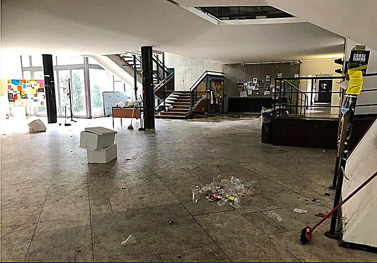 Università lercia dopo il rave illegale. I collettivi irridono il rettore furioso