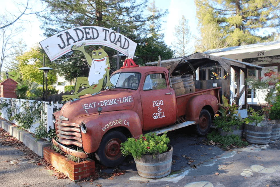 Modern Guide To Windsor A Craft Beer Explosion Southern Comfort Food Wine Croquet 7x7 Bay Area