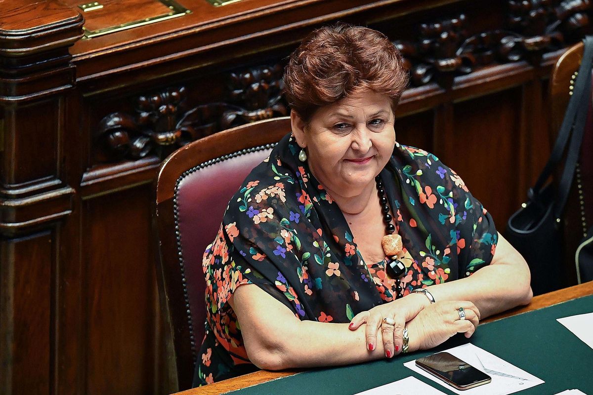 La vispa Teresa che si dissocia da sé stessa