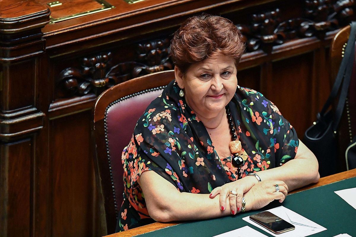 La vispa Teresa che si dissocia da sé stessa