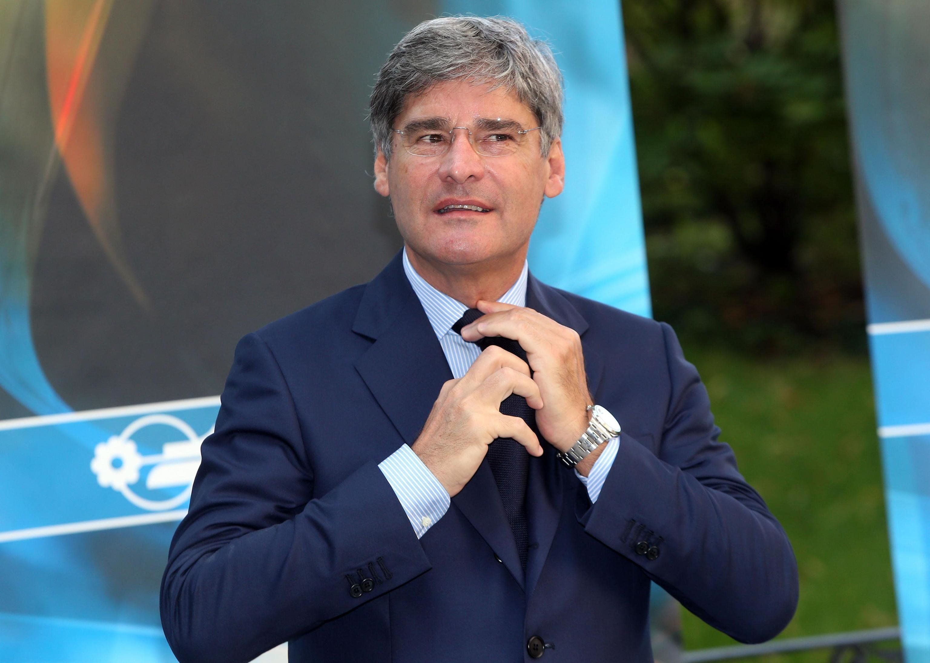 Ci vuole una scheggia di tradizione per non affogare nel mondo globale