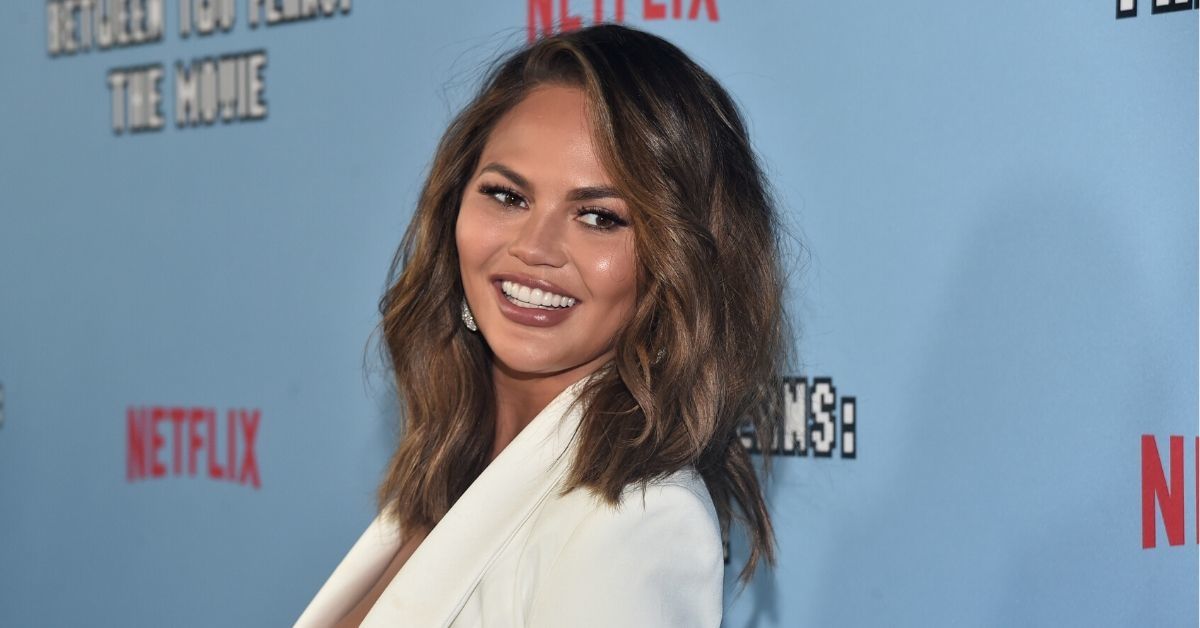 Someone Asked Twitter How Their Parents Found Out They Lost Their Virginity, And Chrissy Teigen's Response Was Perfection