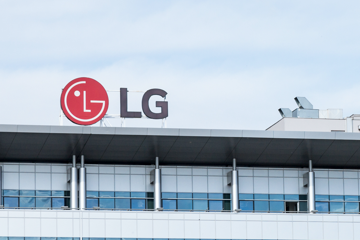 LG sign