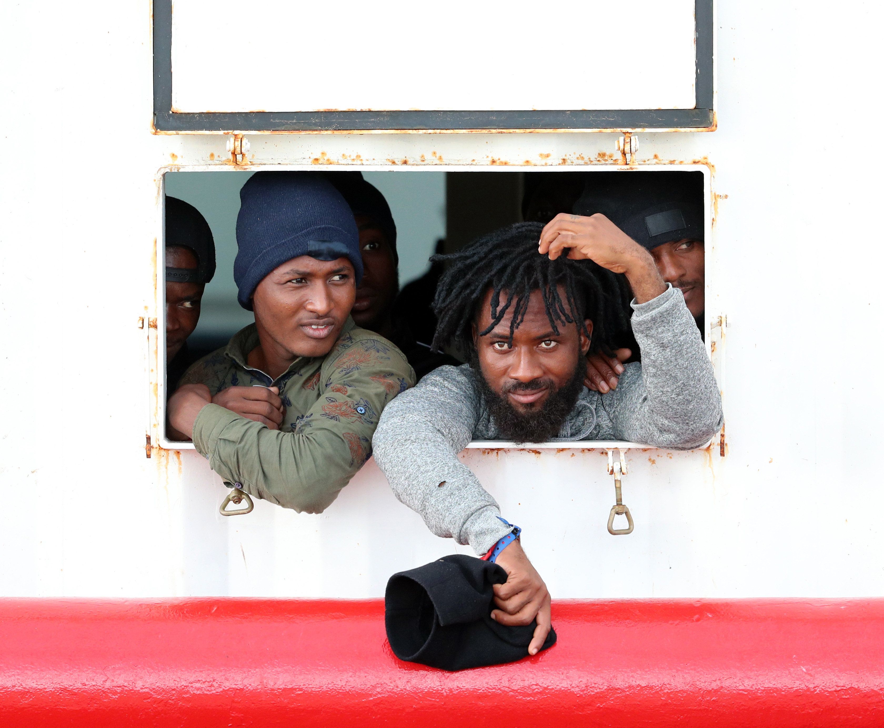 «Non avevo prove, ma gli ho creduto». Così si danno i permessi agli stranieri