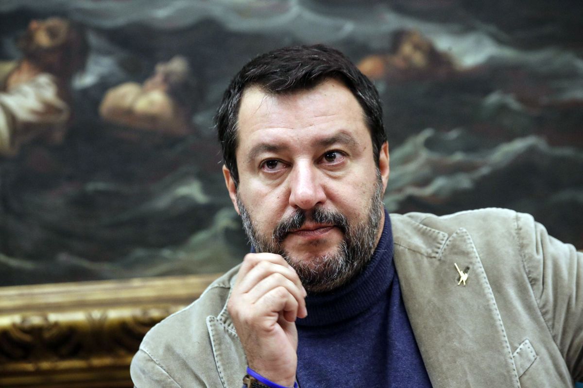 «Repubblica» difende il cronista Rai che ha insultato Salvini e sua figlia